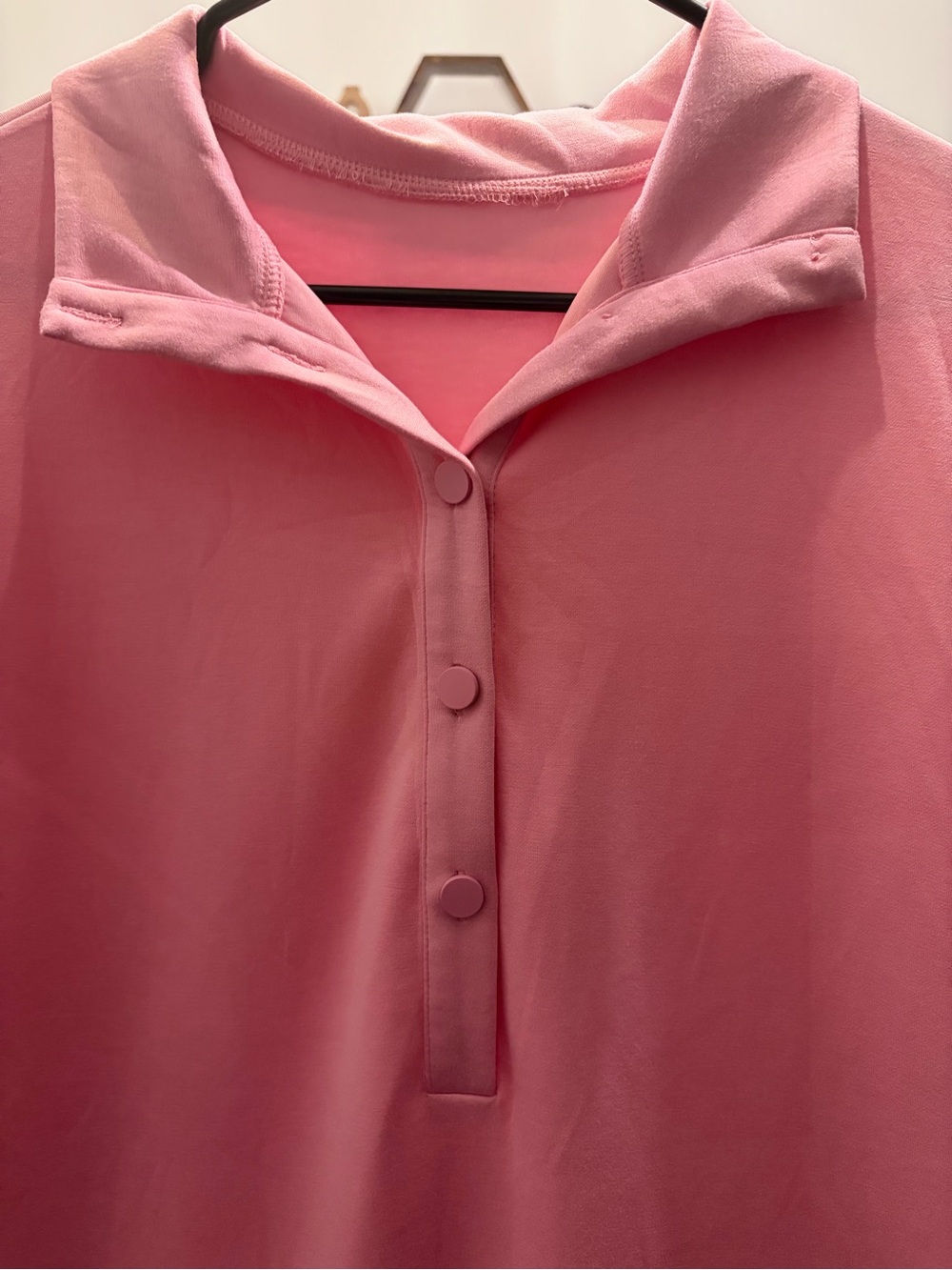 NEW! Short Sleeve Active Shift-Dress with Scalloped Hem Pink Size XL - Picture 5 of 6